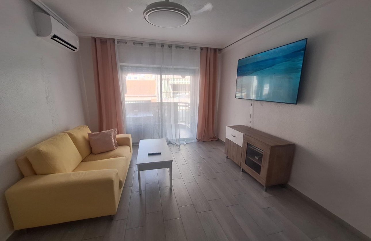 Revente - Appartement -
Torrevieja - Playa del Cura