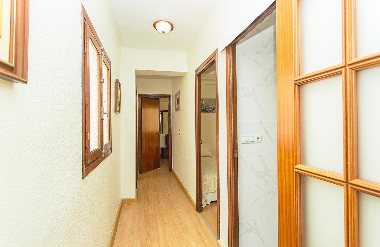 Revente - Appartement -
Torrevieja - Playa del Cura