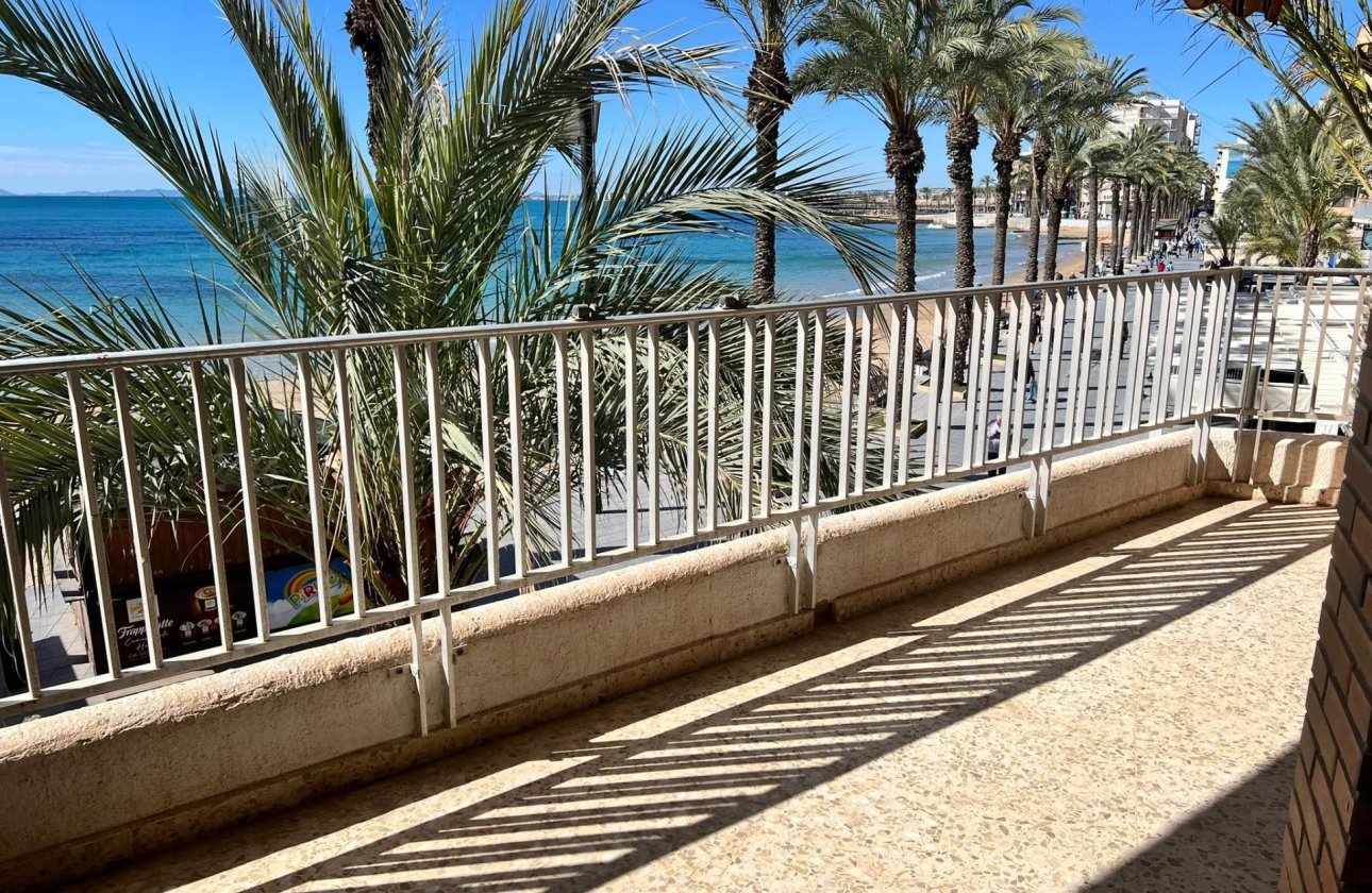 Revente - Appartement -
Torrevieja - Playa del Cura