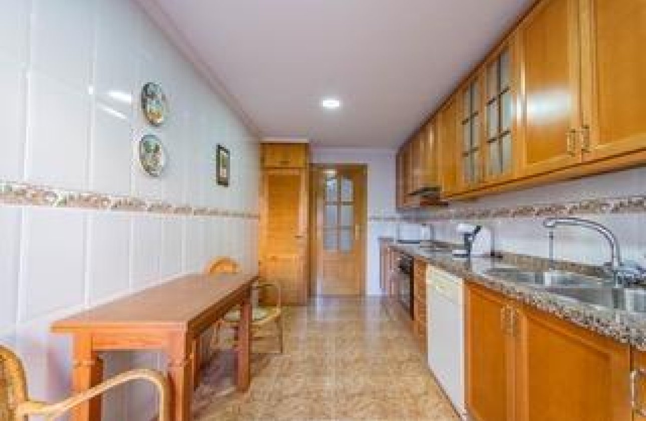 Revente - Appartement -
Torrevieja - Playa del Cura
