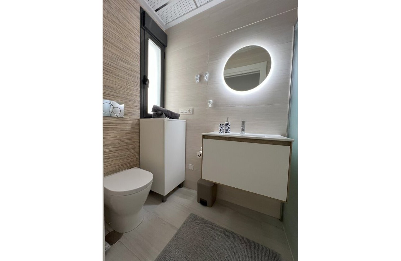 Revente - Appartement -
Torrevieja - Playa del Cura