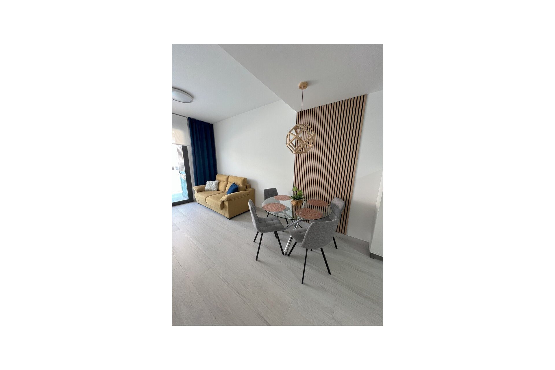 Revente - Appartement -
Torrevieja - Playa del Cura