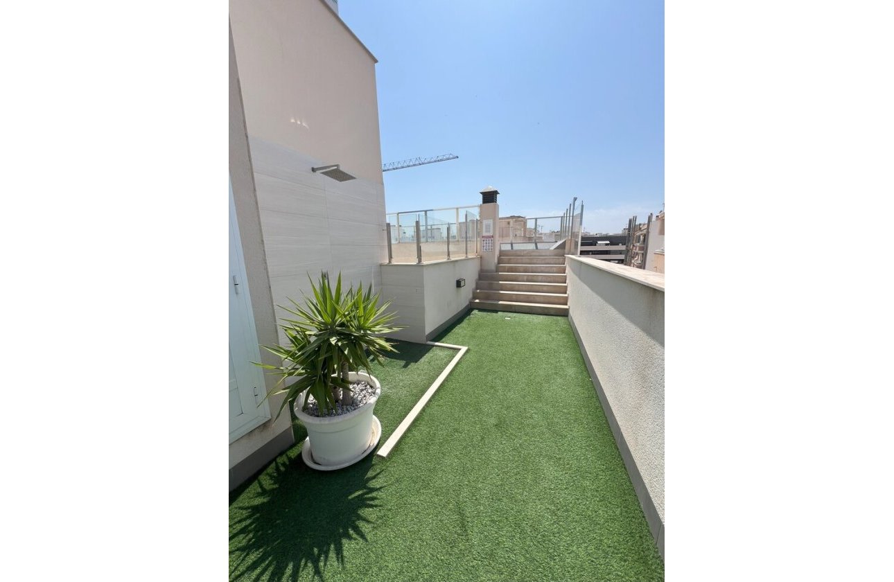 Revente - Appartement -
Torrevieja - Playa del Cura