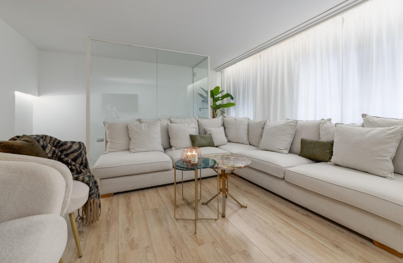 Revente - Appartement -
Torrevieja - Playa del Cura