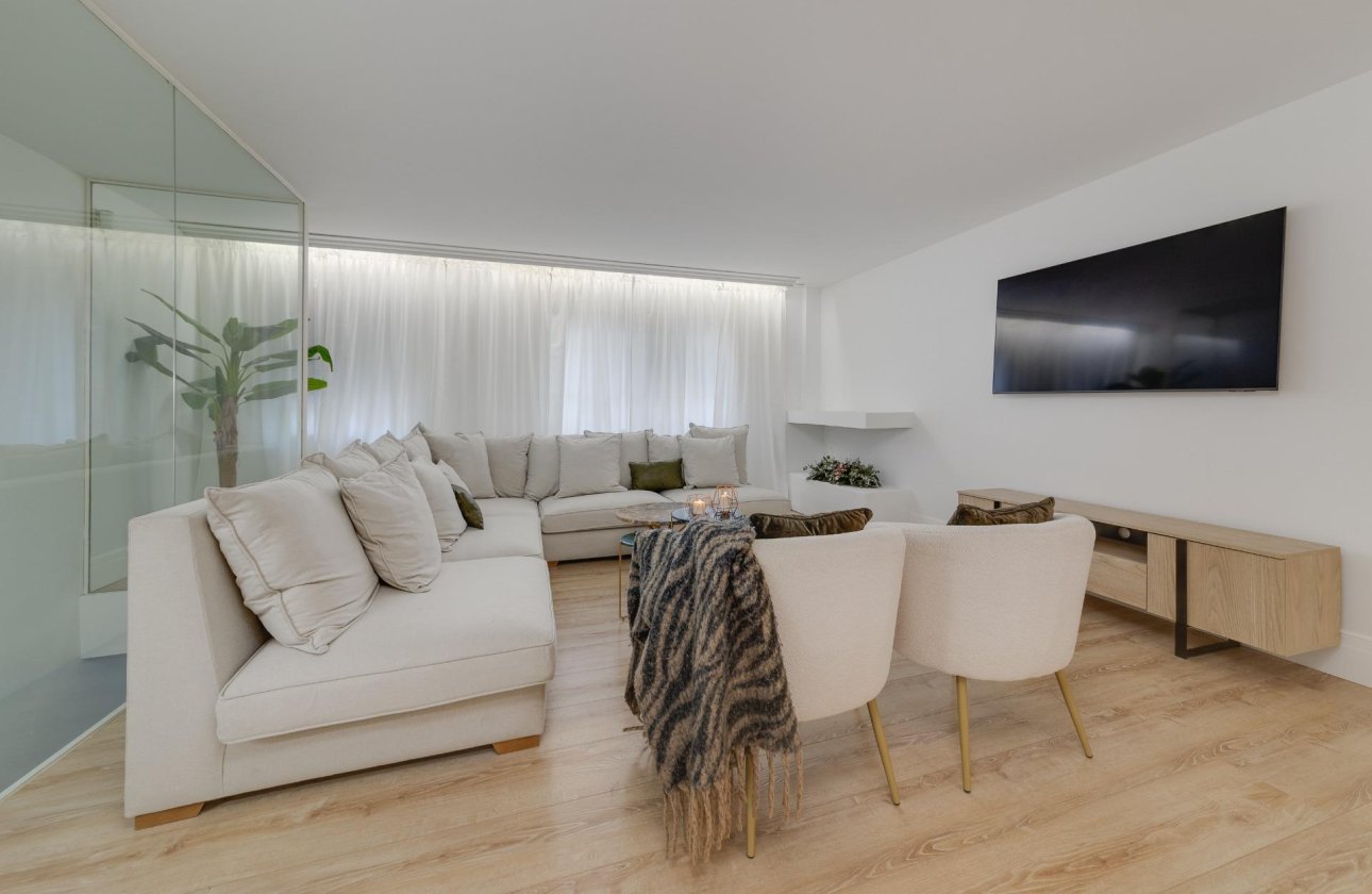 Revente - Appartement -
Torrevieja - Playa del Cura