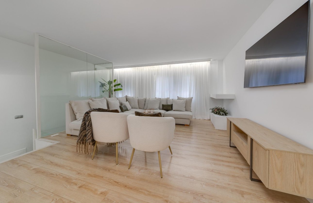 Revente - Appartement -
Torrevieja - Playa del Cura