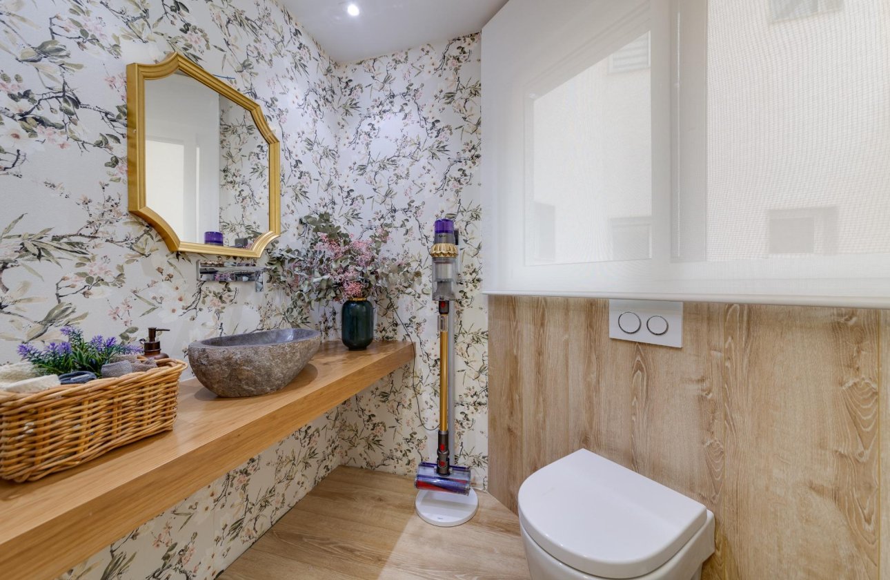 Revente - Appartement -
Torrevieja - Playa del Cura