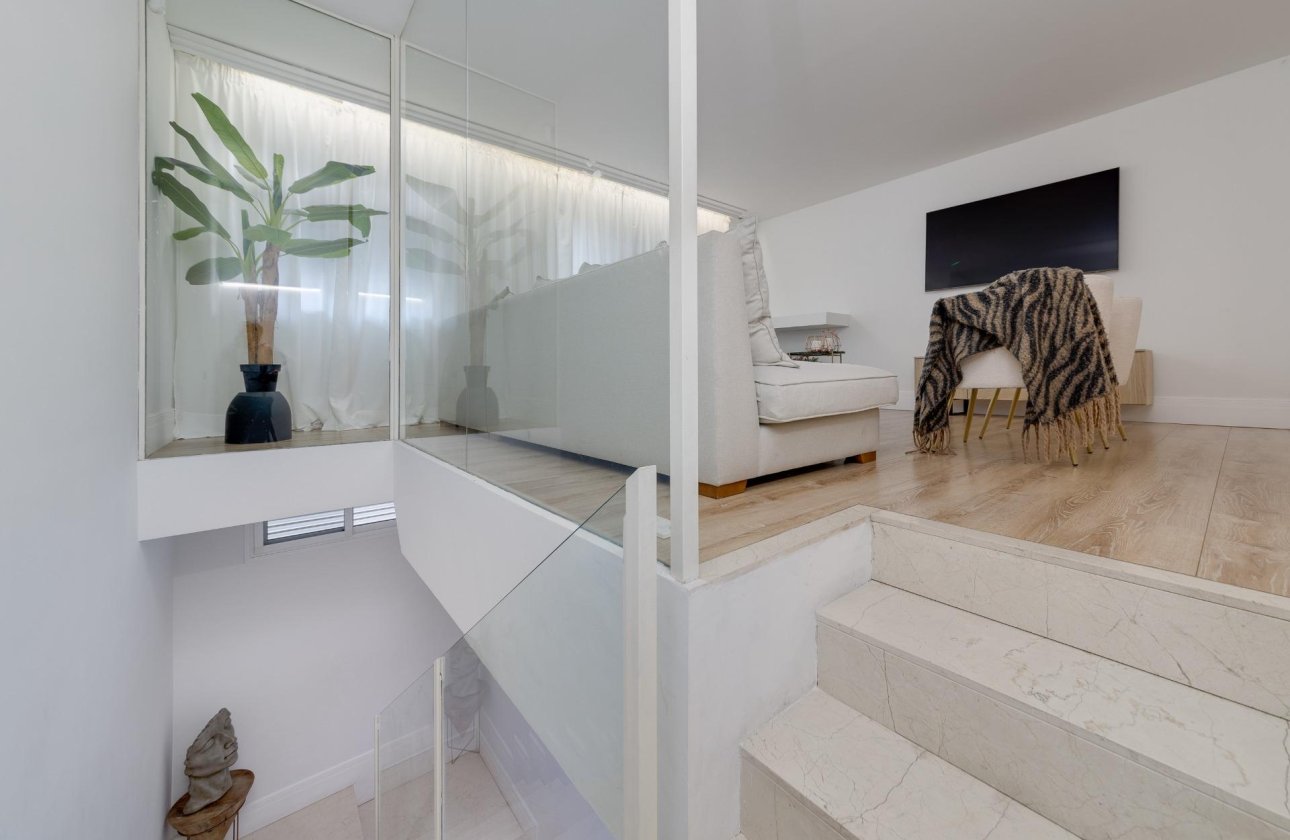 Revente - Appartement -
Torrevieja - Playa del Cura