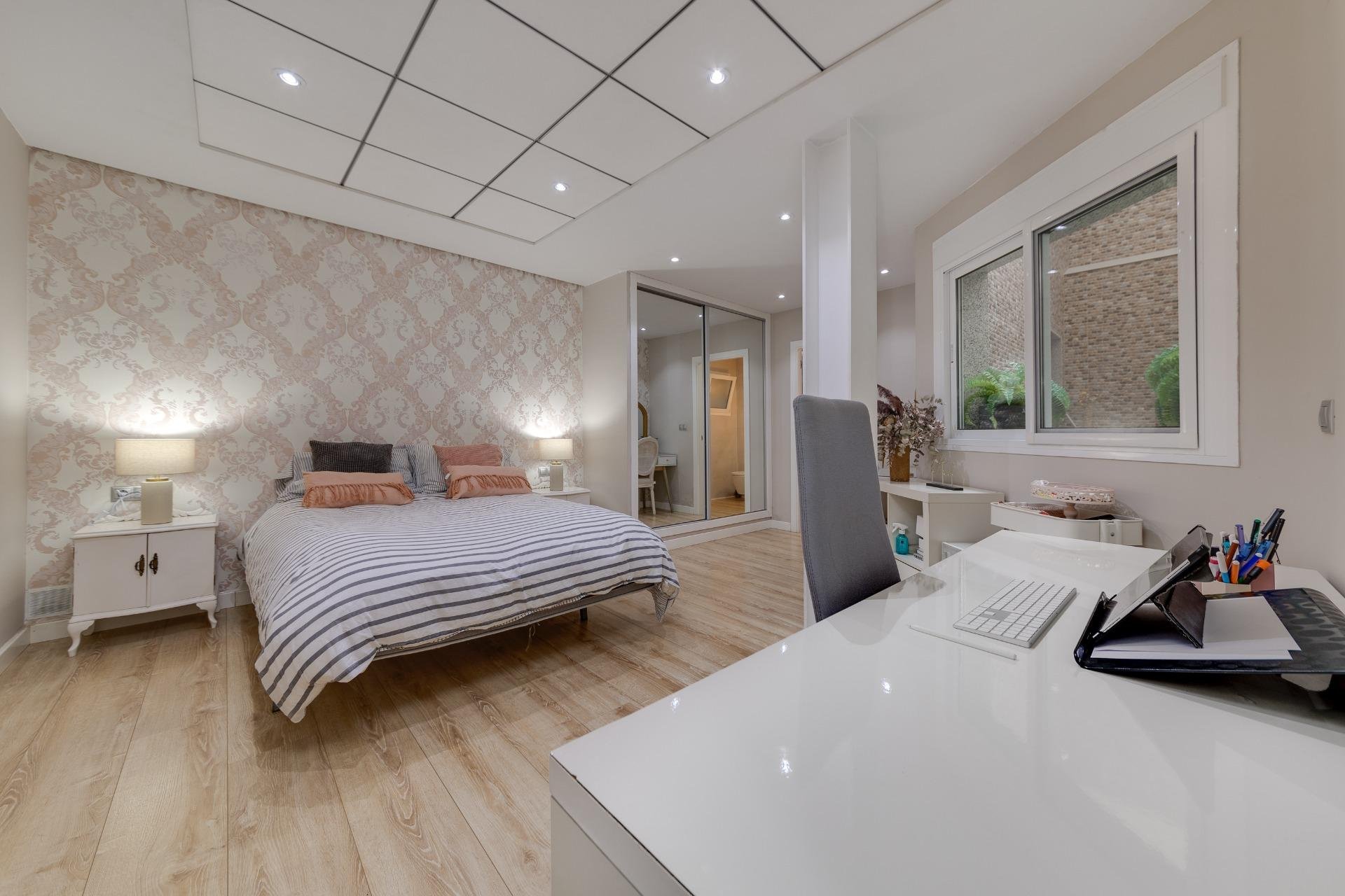 Revente - Appartement -
Torrevieja - Playa del Cura