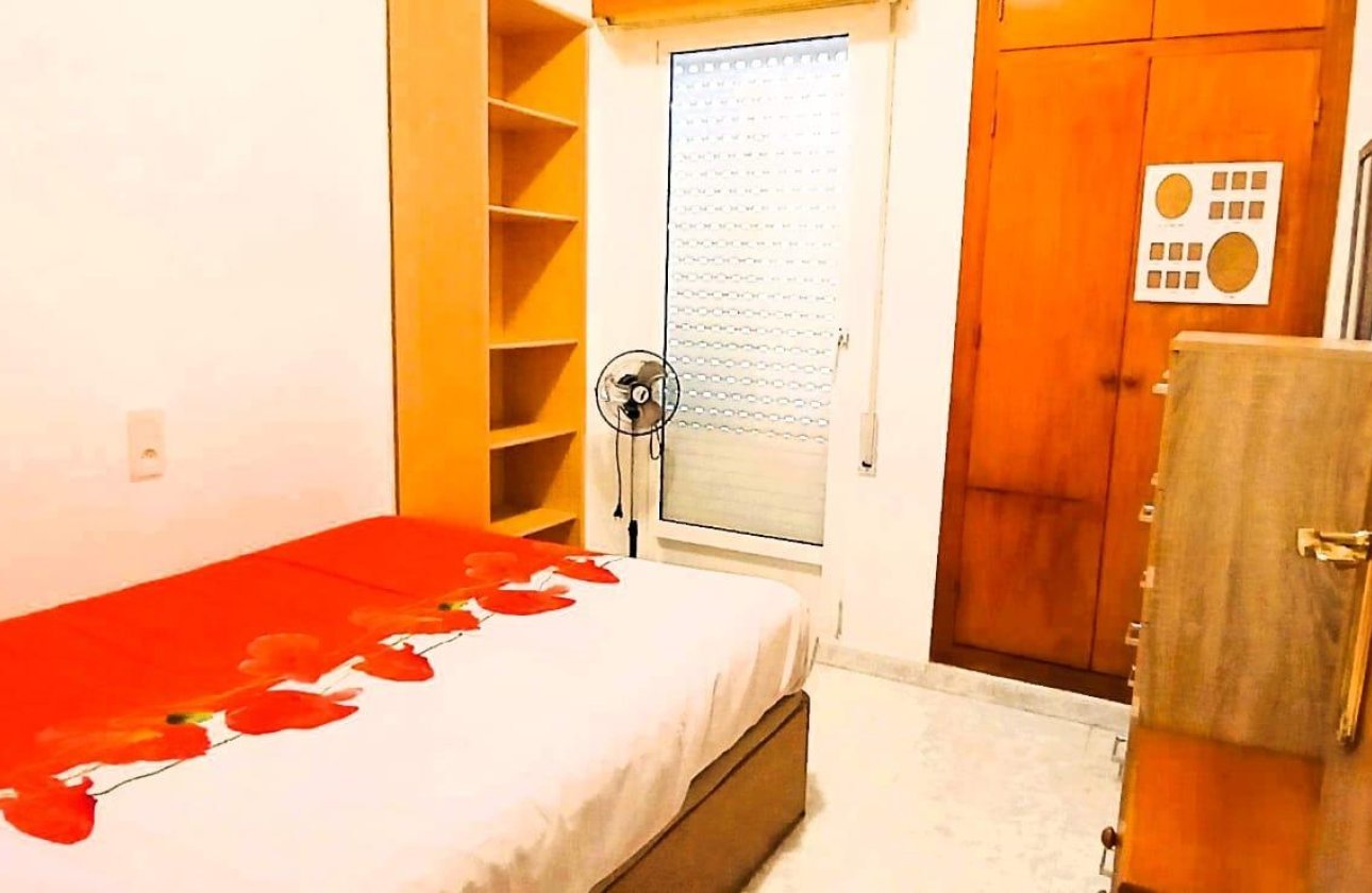 Revente - Appartement -
Torrevieja - Playa del Cura