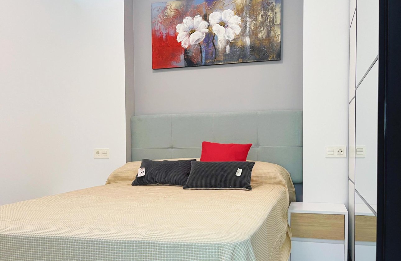 Revente - Appartement -
Torrevieja - Playa del Cura