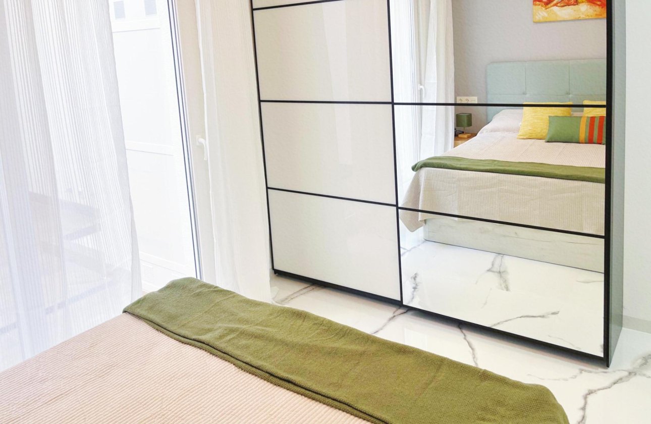 Revente - Appartement -
Torrevieja - Playa del Cura