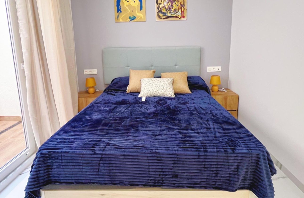 Revente - Appartement -
Torrevieja - Playa del Cura