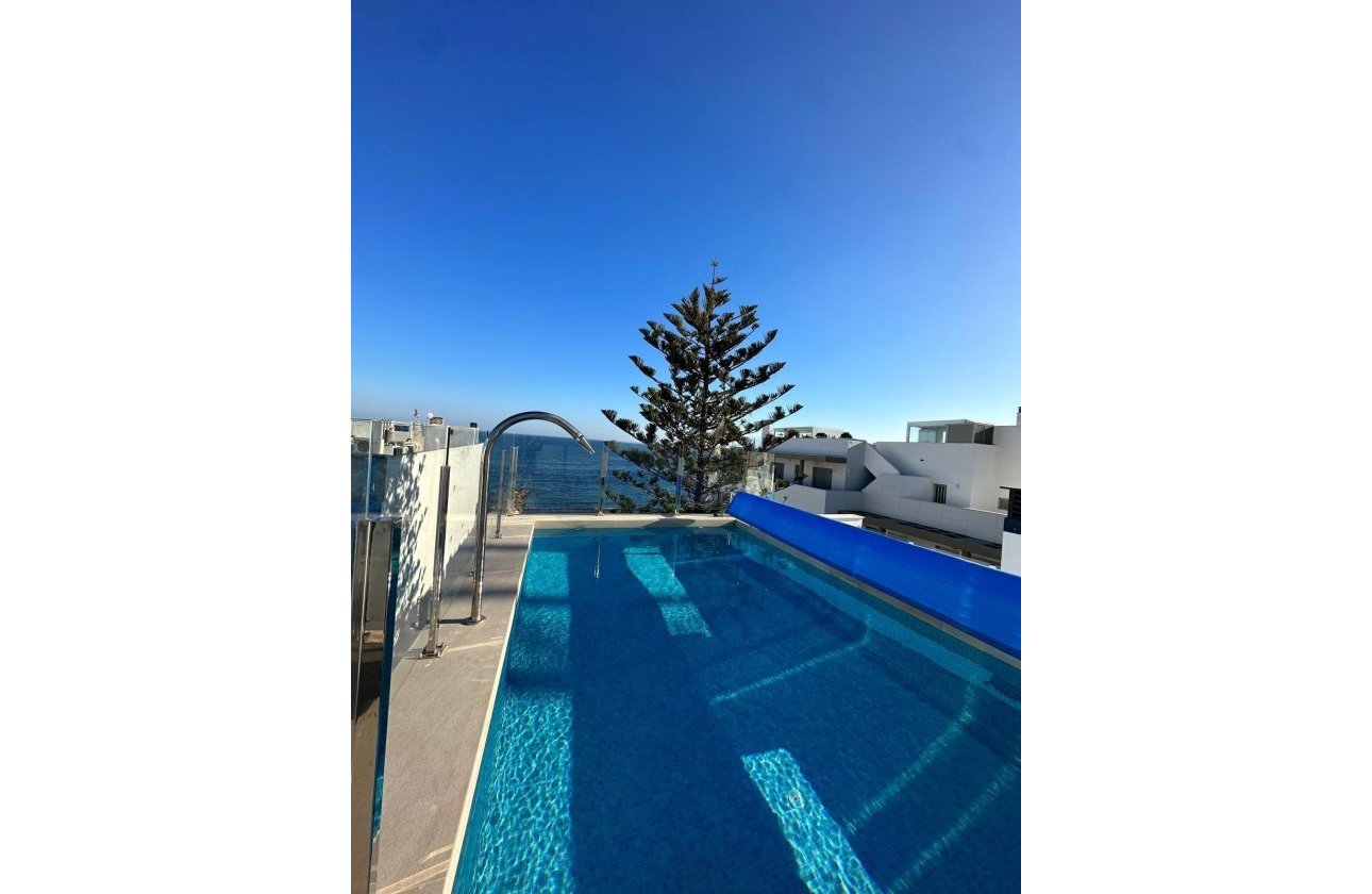 Revente - Appartement -
Torrevieja - Playa del Cura