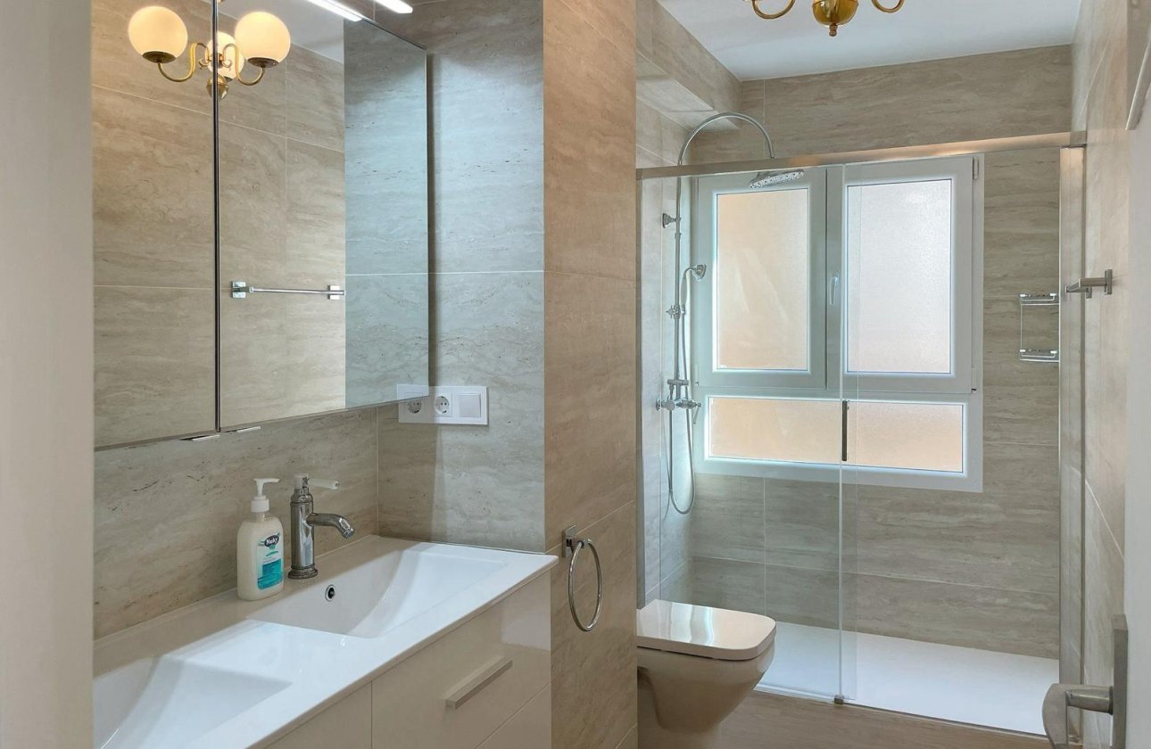 Revente - Appartement -
Torrevieja - Playa del Cura