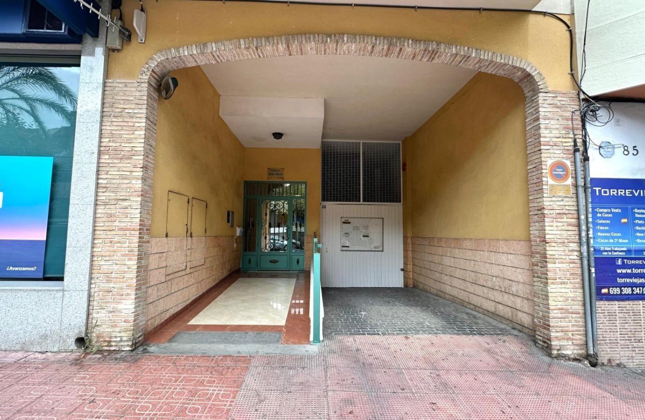 Revente - Appartement -
Torrevieja - Playa del Cura