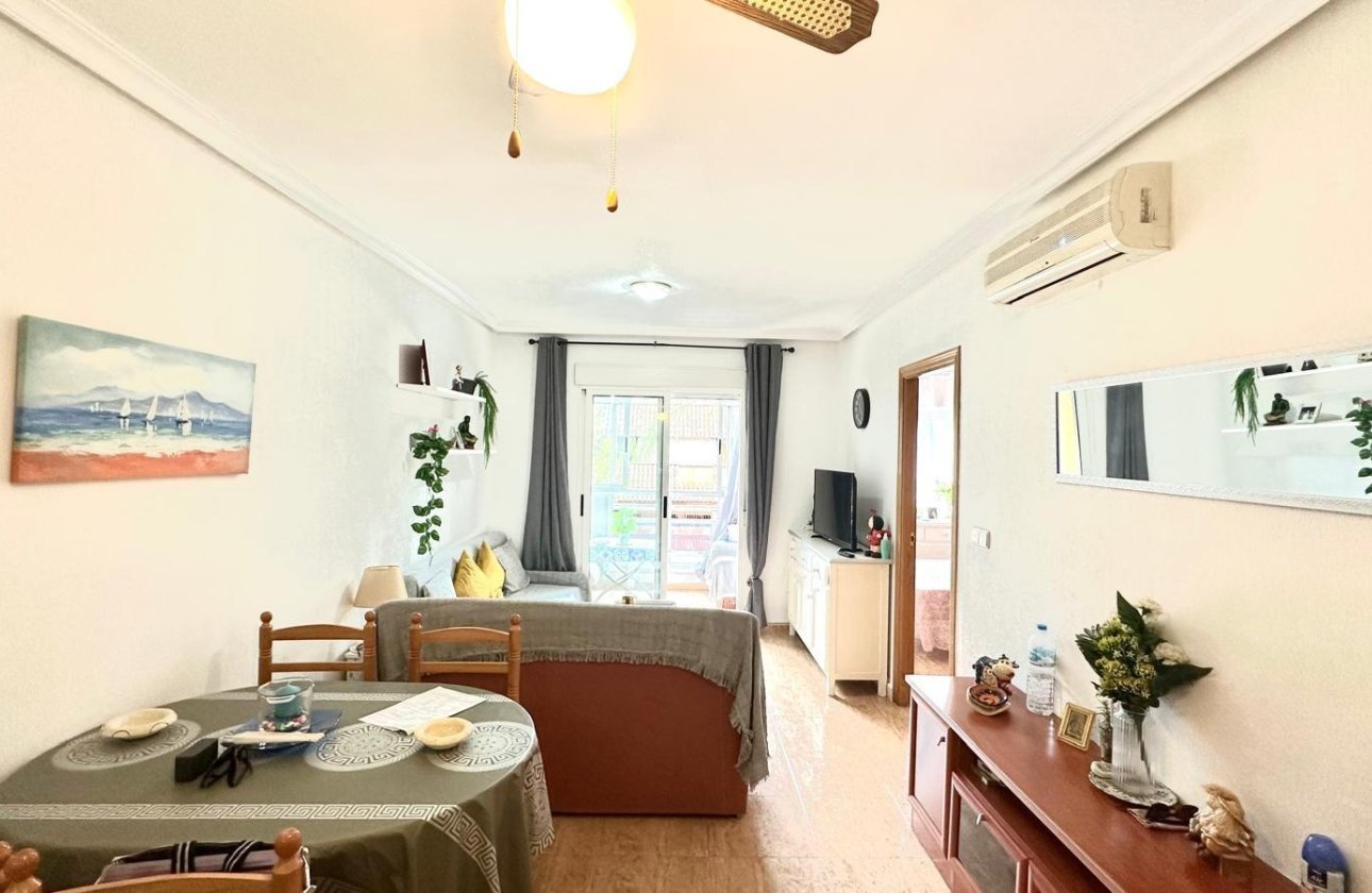 Revente - Appartement -
Torrevieja - Playa del Cura