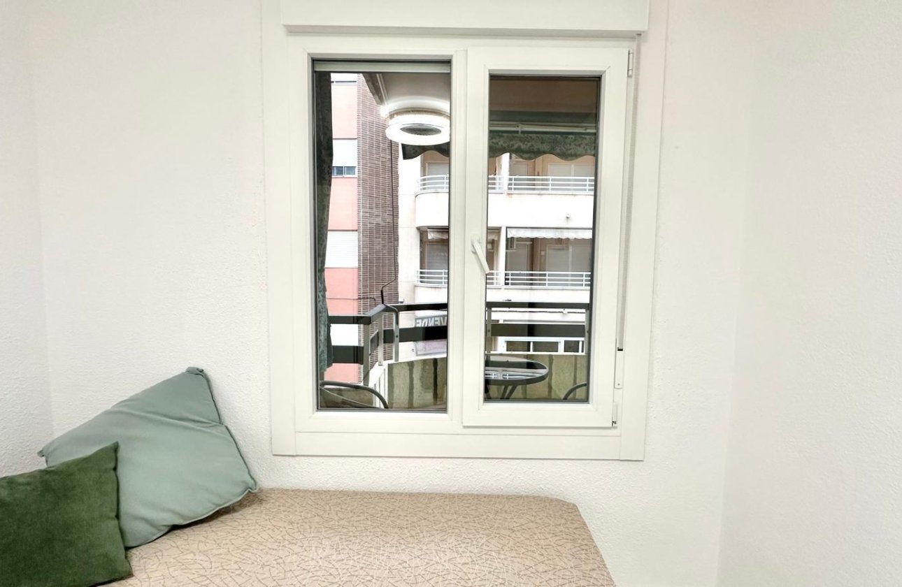 Revente - Appartement -
Torrevieja - Playa del Cura