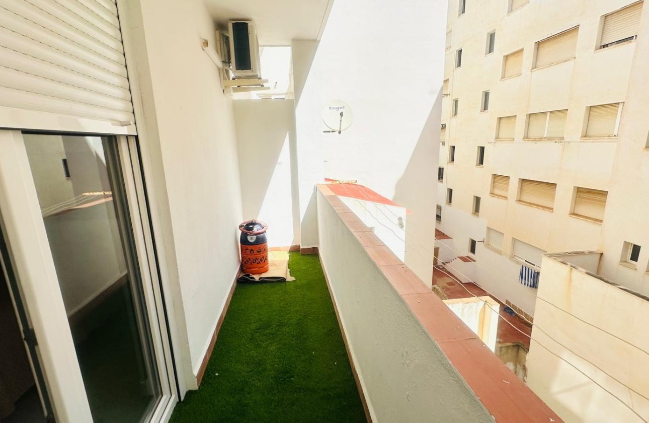 Revente - Appartement -
Torrevieja - Playa del Cura