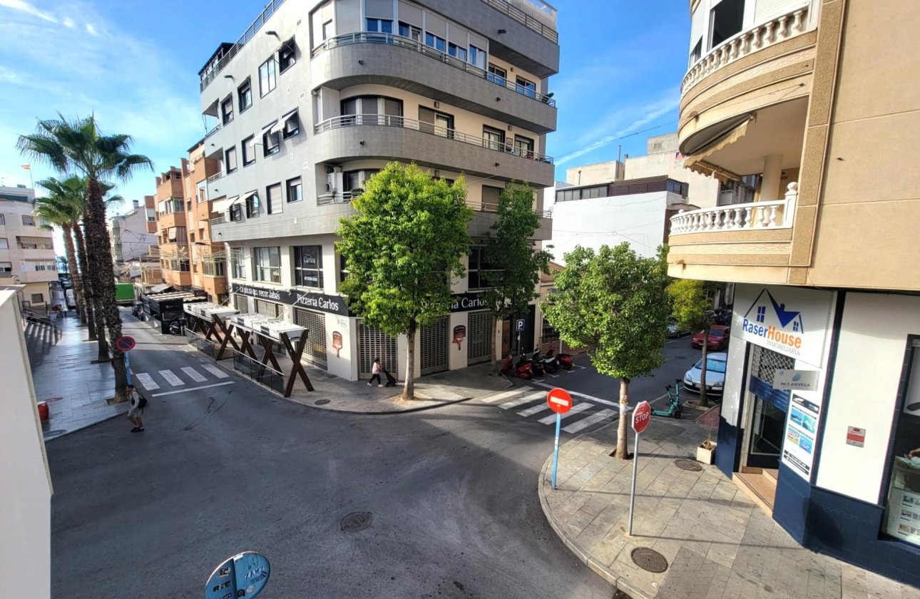 Revente - Appartement -
Torrevieja - Playa del Cura