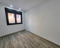 Revente - Appartement -
Torrevieja - Playa del Cura