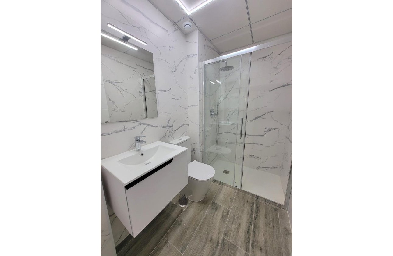 Revente - Appartement -
Torrevieja - Playa del Cura