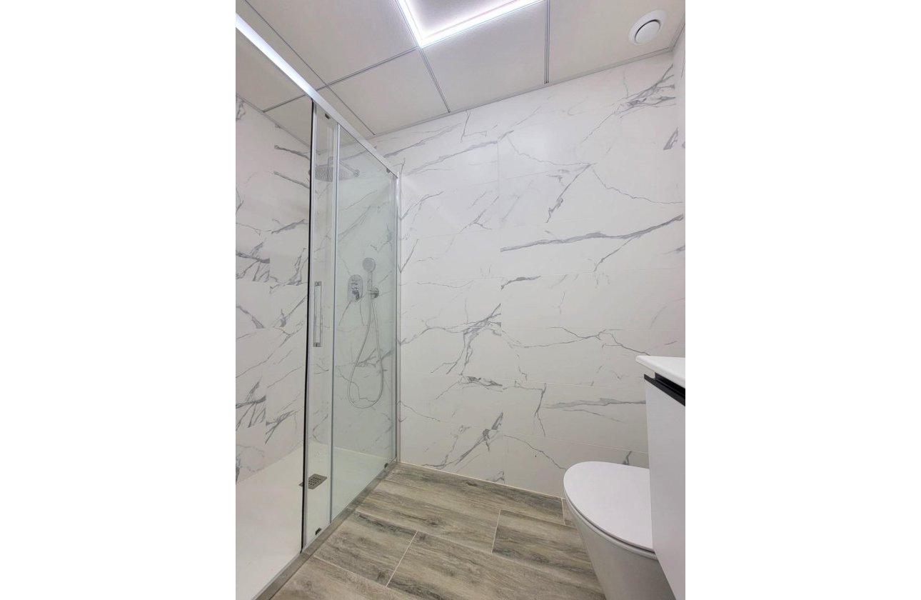 Revente - Appartement -
Torrevieja - Playa del Cura