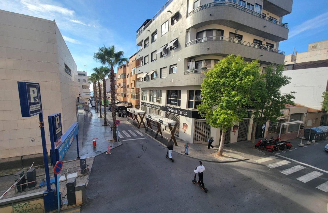 Revente - Appartement -
Torrevieja - Playa del Cura