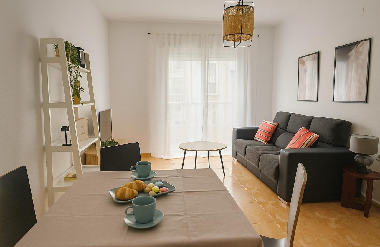 Revente - Appartement -
Torrevieja - Playa del Cura