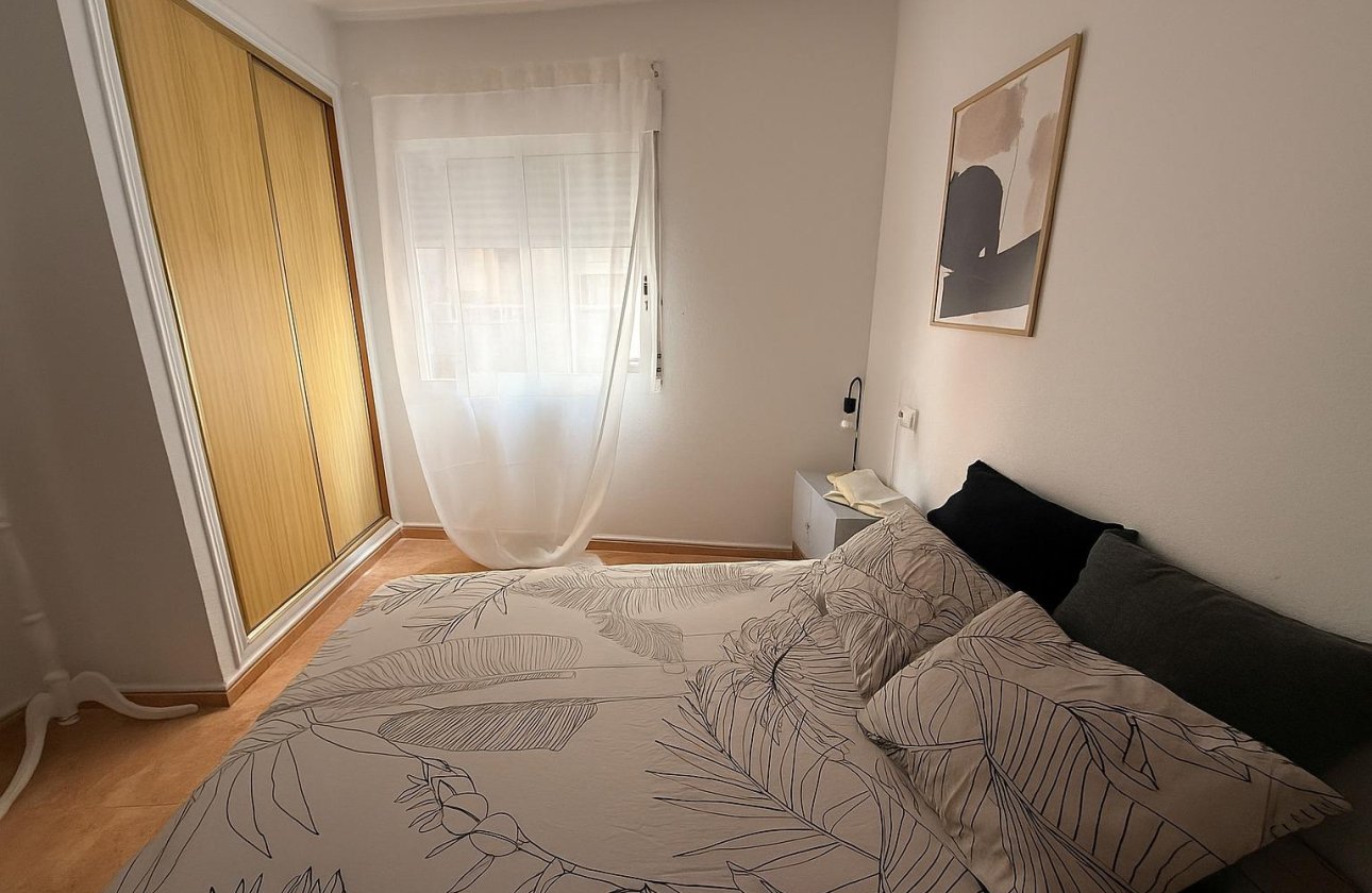Revente - Appartement -
Torrevieja - Playa del Cura