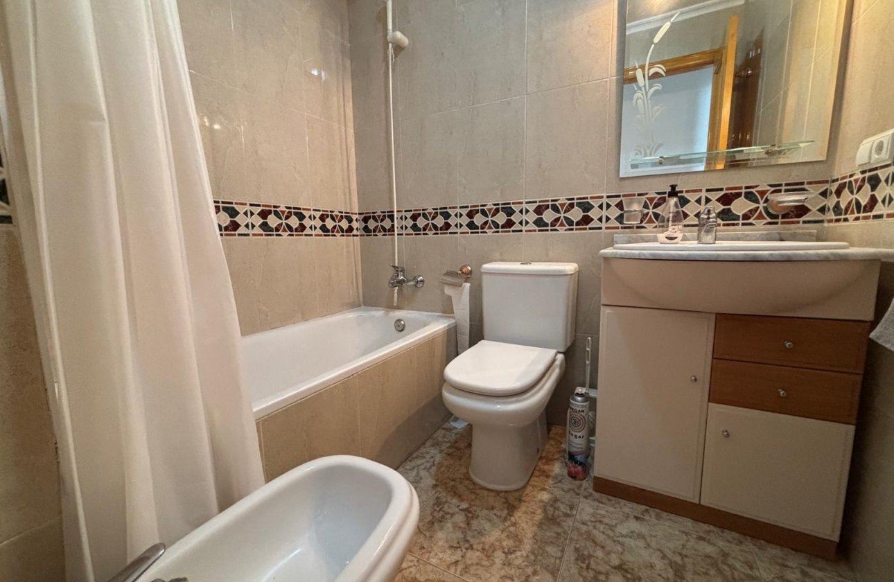 Revente - Appartement -
Torrevieja - Playa del Cura