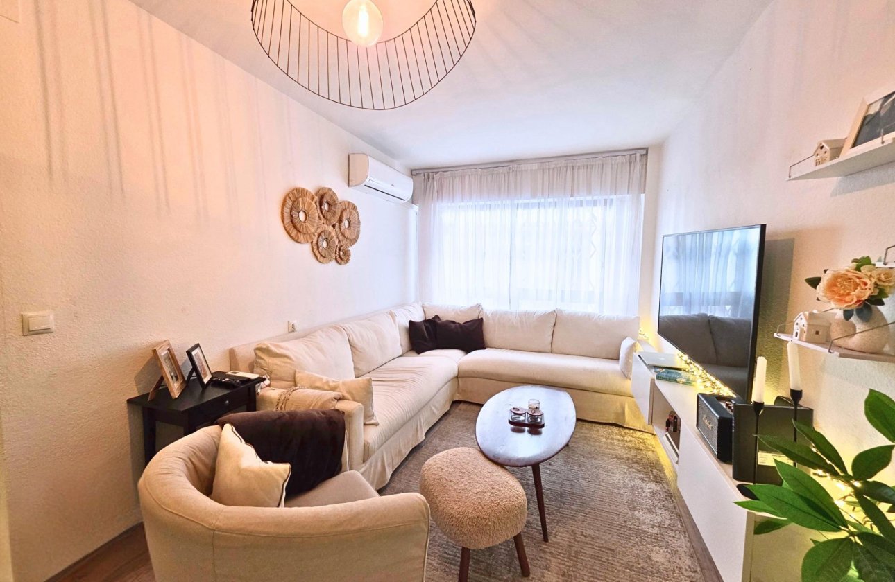 Revente - Appartement -
Torrevieja - Playa del Cura