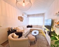 Revente - Appartement -
Torrevieja - Playa del Cura