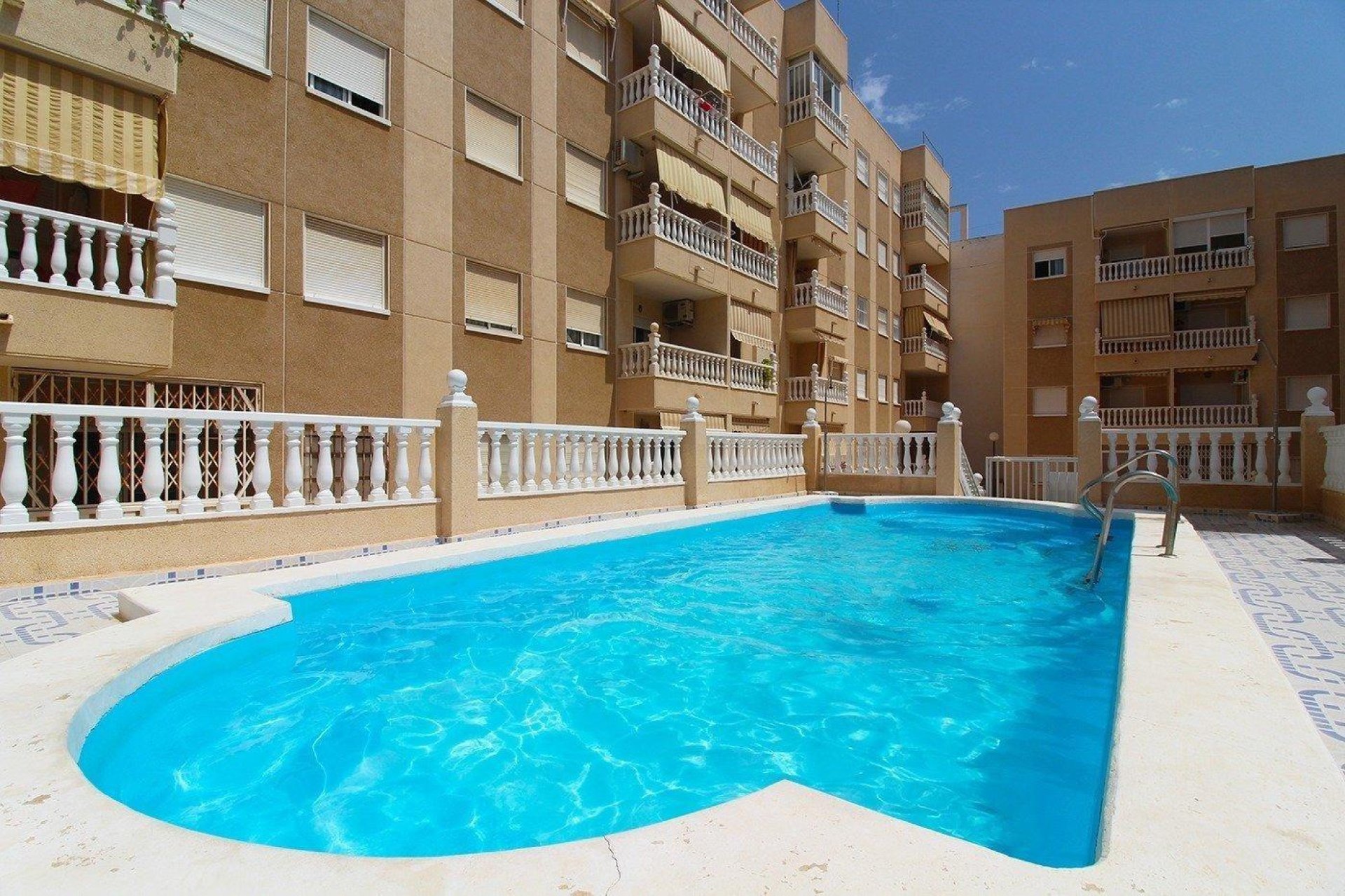 Revente - Appartement -
Torrevieja - Playa del Cura