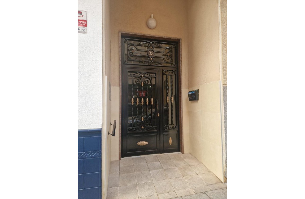 Revente - Appartement -
Torrevieja - Playa del Cura