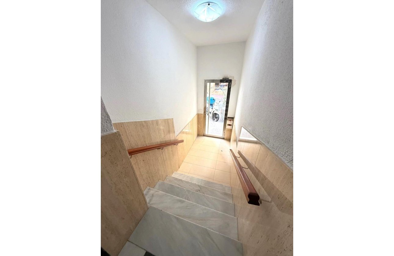 Revente - Appartement -
Torrevieja - Playa del Cura