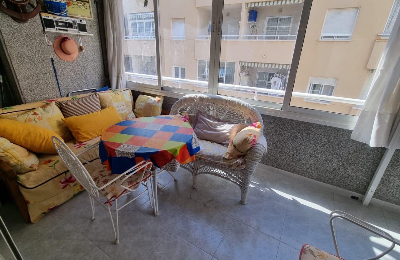 Revente - Appartement -
Torrevieja - Playa del Cura