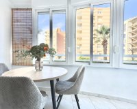 Revente - Appartement -
Torrevieja - Playa del Cura