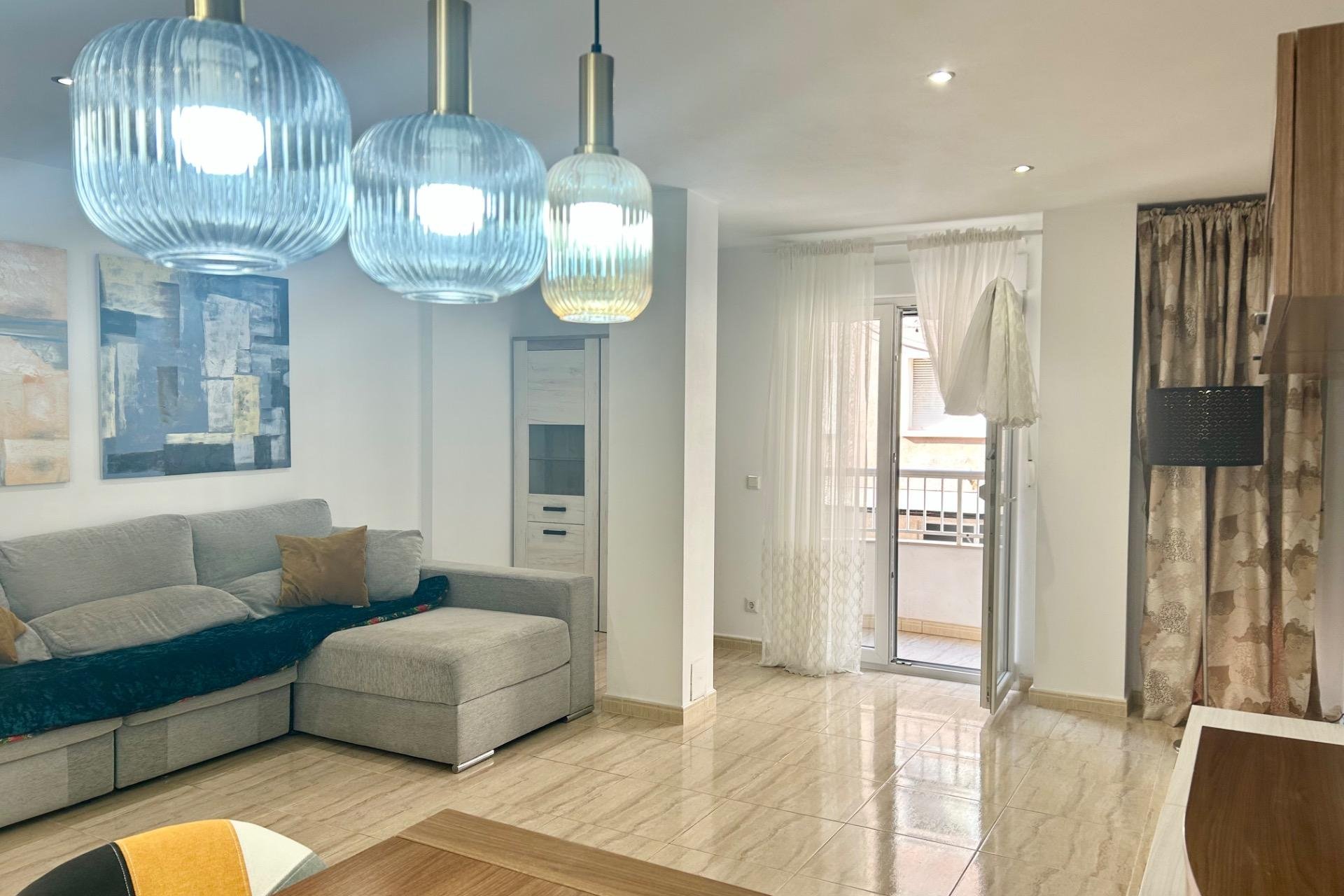 Revente - Appartement -
Torrevieja - Playa del Cura