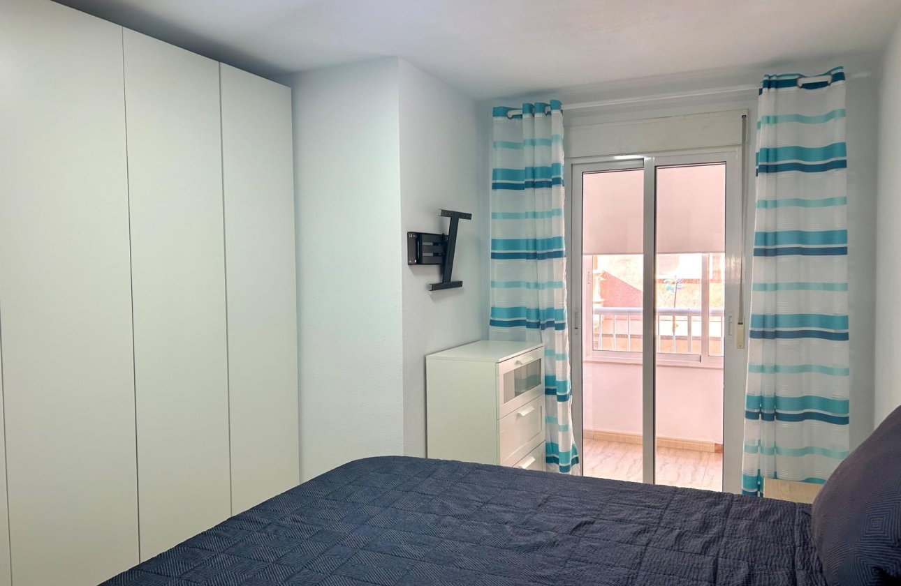 Revente - Appartement -
Torrevieja - Playa del Cura