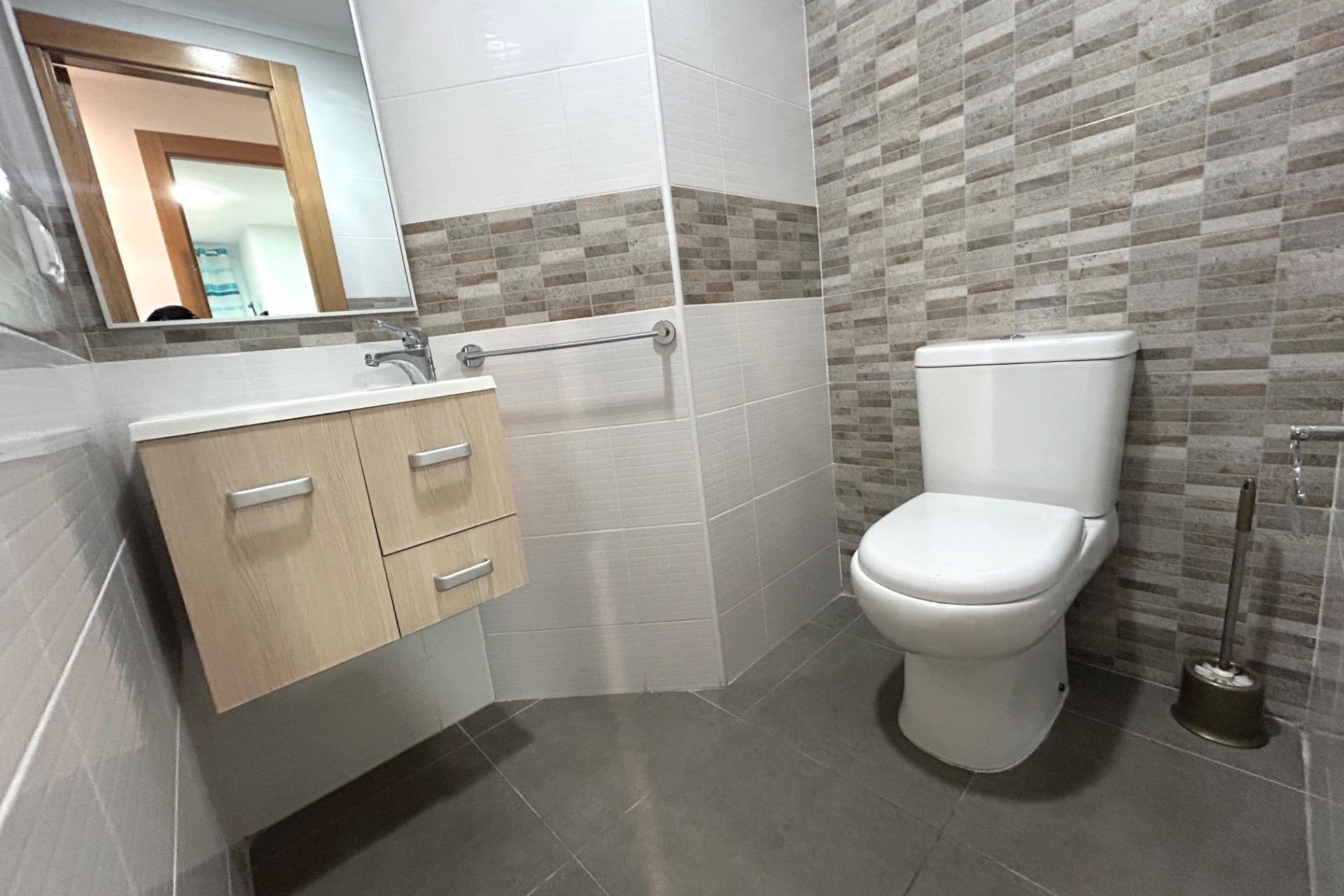 Revente - Appartement -
Torrevieja - Playa del Cura