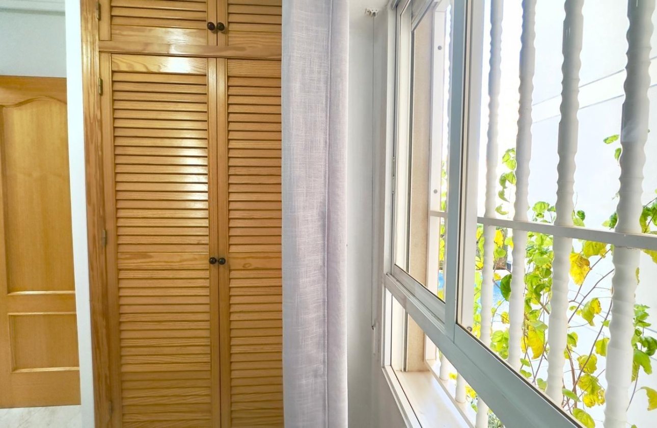 Revente - Appartement -
Torrevieja - Playa del Cura