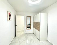 Revente - Appartement -
Torrevieja - Playa del Cura