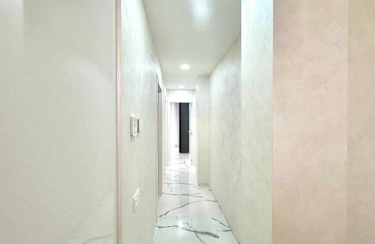 Revente - Appartement -
Torrevieja - Playa del Cura