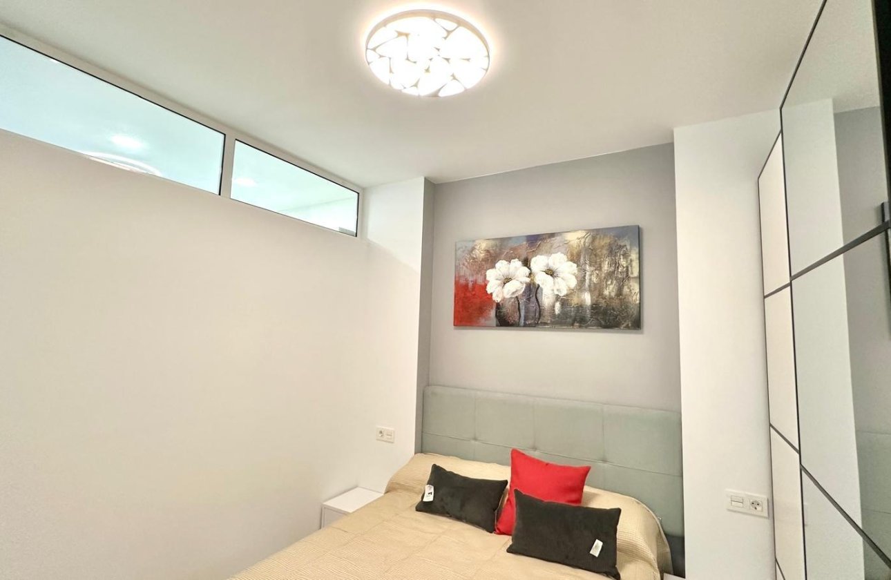 Revente - Appartement -
Torrevieja - Playa del Cura