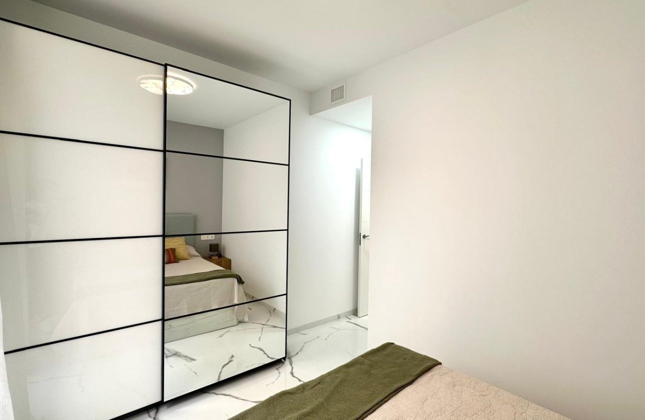 Revente - Appartement -
Torrevieja - Playa del Cura