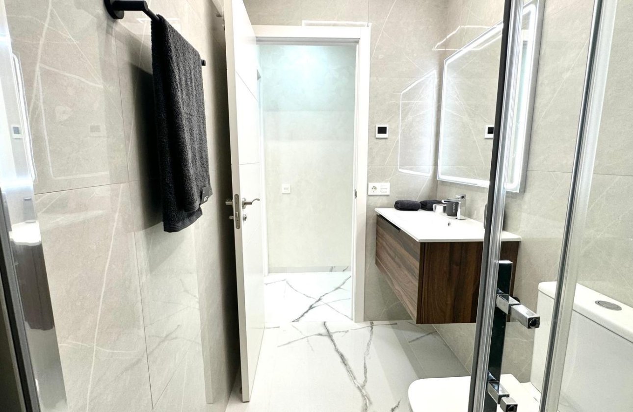 Revente - Appartement -
Torrevieja - Playa del Cura