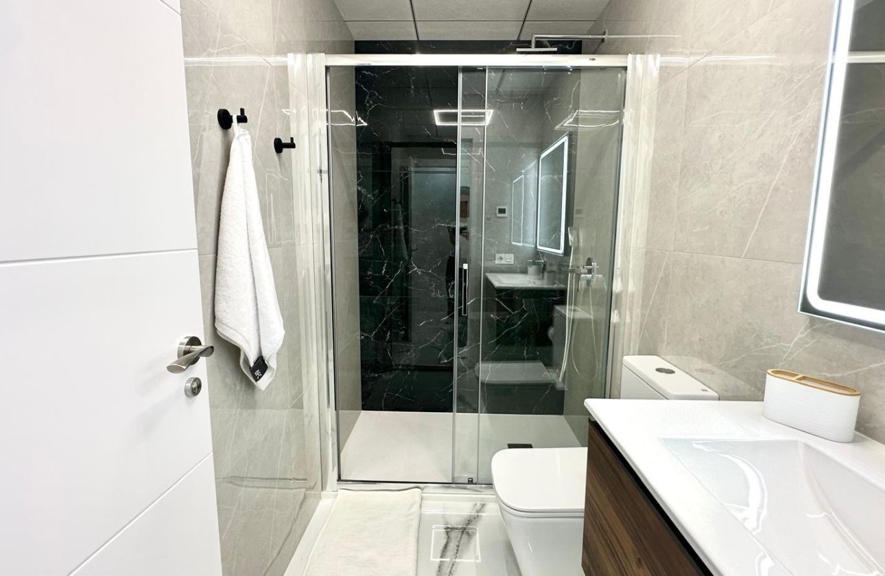 Revente - Appartement -
Torrevieja - Playa del Cura