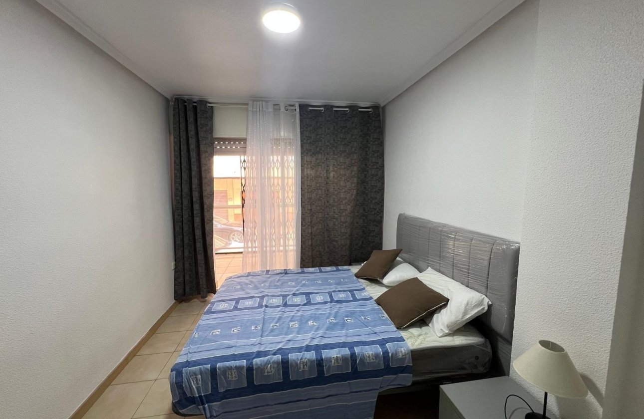 Revente - Appartement -
Torrevieja - Playa del Cura