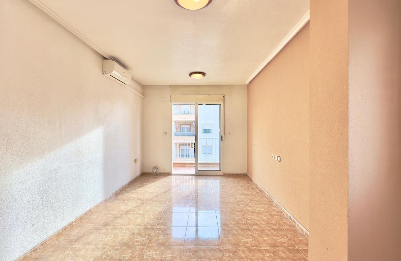 Revente - Appartement -
Torrevieja - Playa del Cura